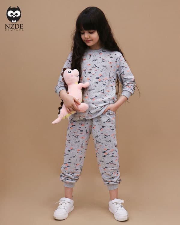 بلوز شلوار گل و پروانه NZDE