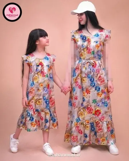 پیراهن ست مادر دختری گل های رنگی جنس نخی سه بعدی